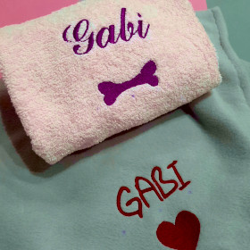 ręcznik i koc dla psa z imieniem gabi sweetapaszka.pl